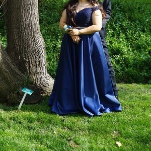 Blue prom dress